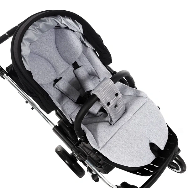 Детская коляска Junama Diamond Special V2 2 в 1 на серебряной раме фото 10